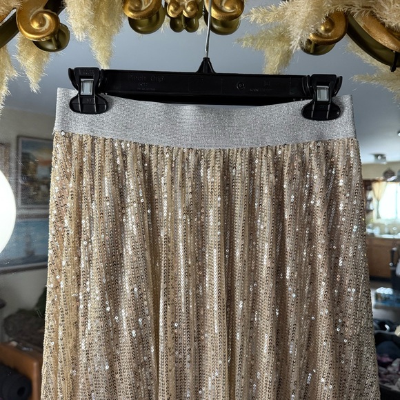New York & Company Gold Sequin Maxi Skirt Elastic Waist - Picture 3 of 7